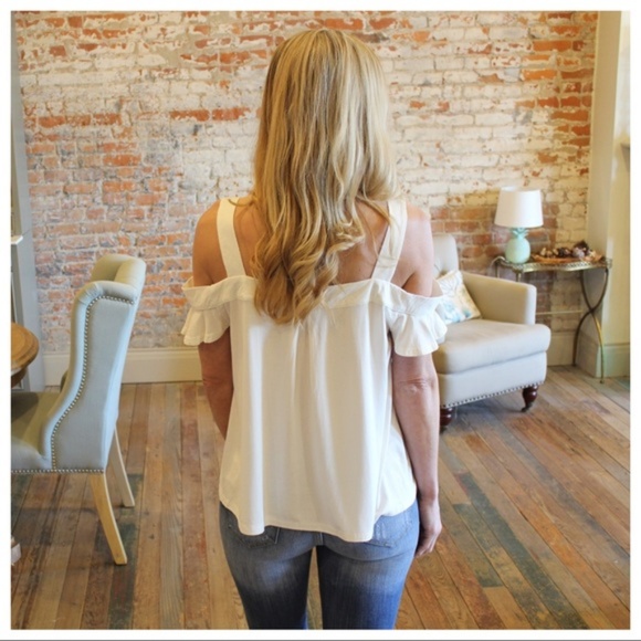 LAST ONE! Off White Cold Shoulder Ruffle Tunic - Picture 3 of 3